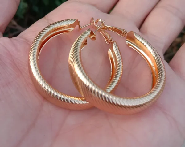 Classic Textured Hoops